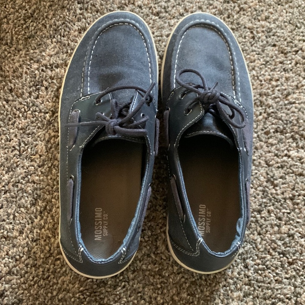 Mossimo Mens size 8 Navy Shoes